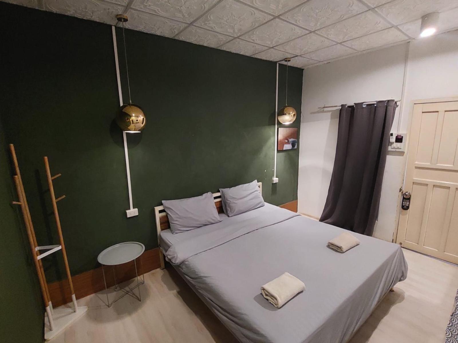 פקסה You Empire Hostel & Bar מראה חיצוני תמונה