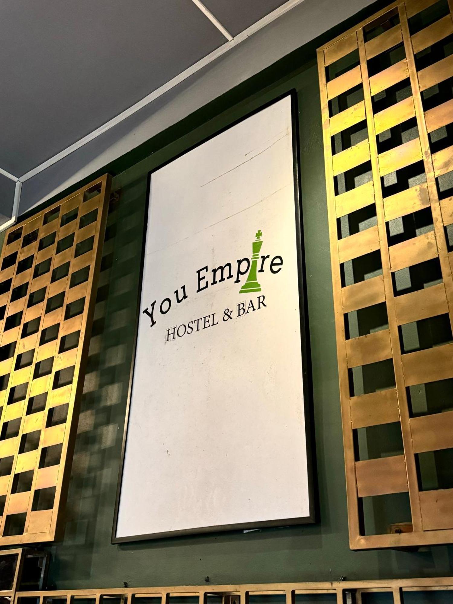 פקסה You Empire Hostel & Bar מראה חיצוני תמונה